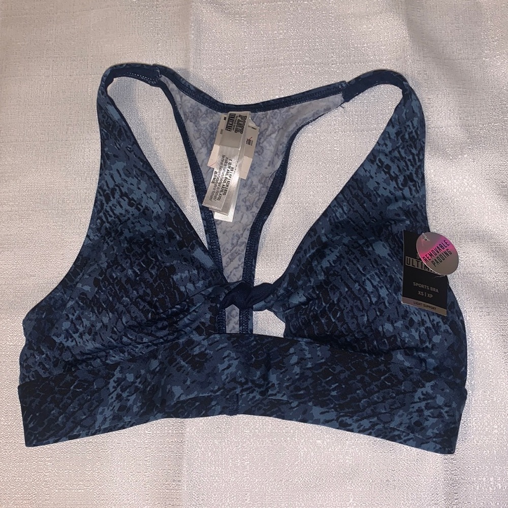 PINK XS Ultimate Sports Bra new with tags